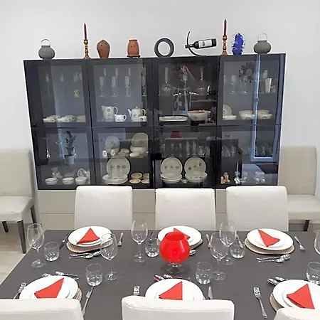 Fauzia Szálloda 3*
